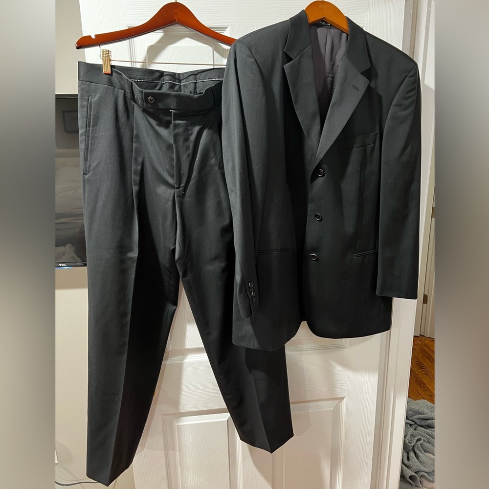 Hugo Boss mens suit